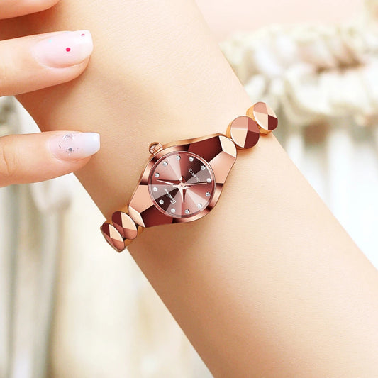 BINBOND 220 Women's Watch Waterproof High End Exquisite Bracelet Fashion Ins Style Light Luxury Quartz Watches for Woman ЧаŃŃ