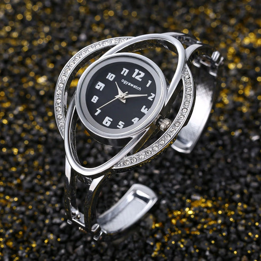 New Women's Watch Light luxury Metal Bracelet Watch Gold Versatile Trendy Female Fashion Quartz Wristwatches